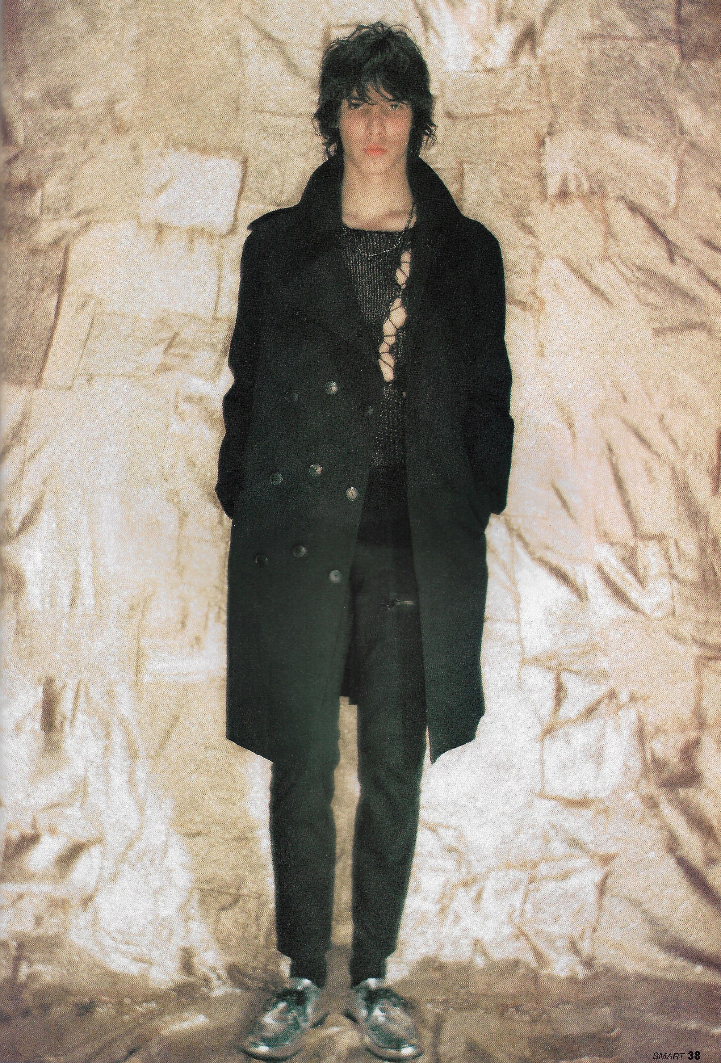 Number (N)ine Spring/Summer 2004 “Dream Baby Dream” look